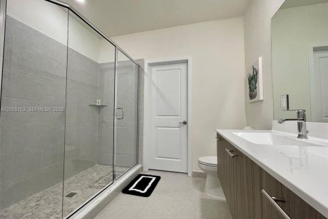 Condo in Doral, Florida, 3 bedrooms in LANDMARK  № 2170582 - photo 12