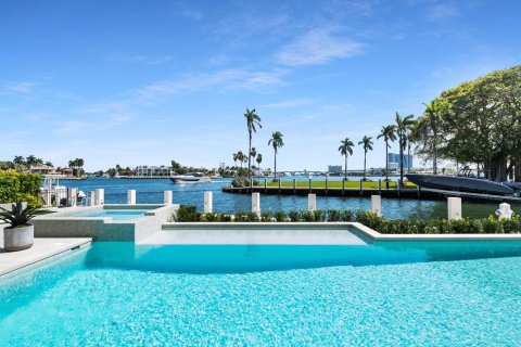 Villa ou maison à vendre à Fort Lauderdale, Floride: 7 chambres, 798.96 m2 № 2190088 - photo 20