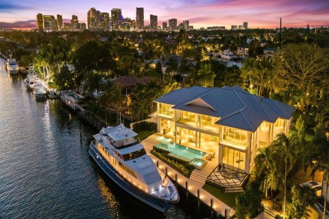 Villa ou maison à Fort Lauderdale, Floride 7 chambres, 798.96 m2 № 2190088