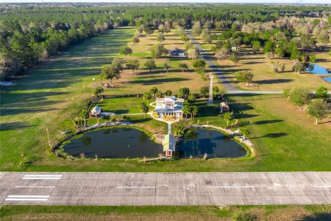 Propiedad comercial en venta en Lake Butler, Florida № 2413916 - foto 10