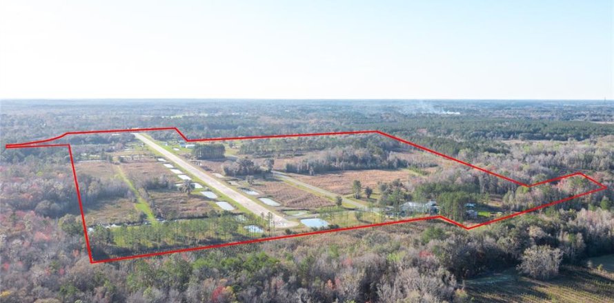 Propiedad comercial en Lake Butler, Florida № 2413916