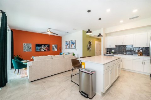 Condominio en alquiler en Kissimmee, Florida, 2 dormitorios, 110.18 m2 № 1911214 - foto 9