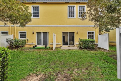 Villa ou maison à vendre à Lauderhill, Floride: 3 chambres, 138.98 m2 № 1715999 - photo 22