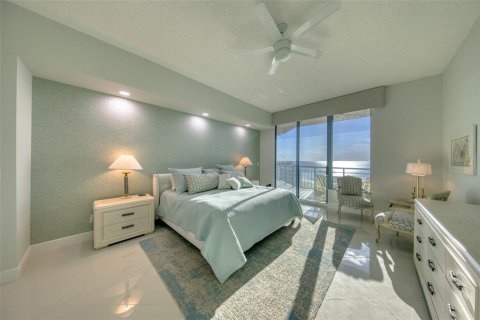 Condo in Clearwater, Florida, 3 bedrooms  № 1879947 - photo 25