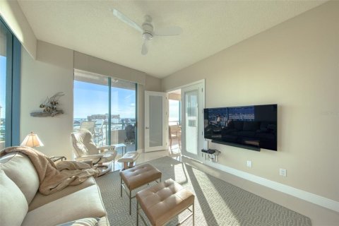 Condo in Clearwater, Florida, 3 bedrooms  № 1879947 - photo 20