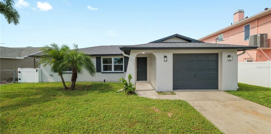 Casa en Hudson, Florida 2 dormitorios, 107.86 m2 № 1898396