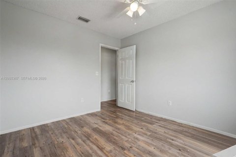 Villa ou maison à vendre à Homestead, Floride: 3 chambres, 108.42 m2 № 2269926 - photo 20