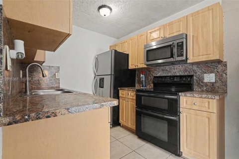 Villa ou maison à vendre à Homestead, Floride: 3 chambres, 108.42 m2 № 2269926 - photo 27