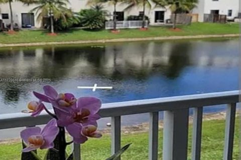 Купить кондоминиум в Дорал, Флорида 3 спальни, 126.72м2, № 1984991 - фото 3