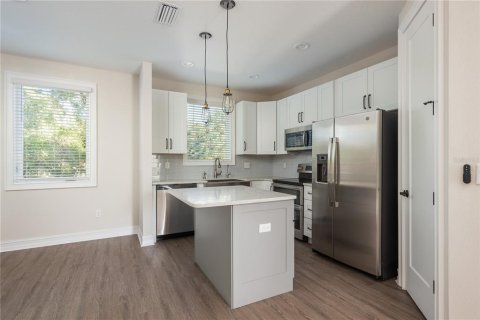 Touwnhouse à vendre à Tampa, Floride: 3 chambres, 135.54 m2 № 1919085 - photo 8