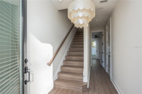 Touwnhouse à vendre à Tampa, Floride: 3 chambres, 135.54 m2 № 1919085 - photo 3