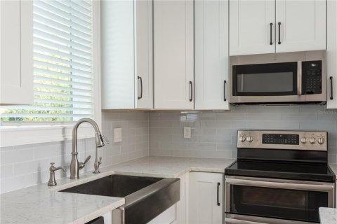 Touwnhouse à vendre à Tampa, Floride: 3 chambres, 135.54 m2 № 1919085 - photo 5