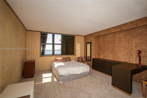 Condo in Miami, Florida, 2 bedrooms  № 2027696 - photo 8