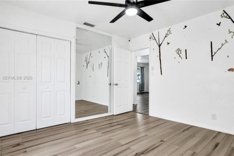 House in Hollywood, Florida 3 bedrooms, 138.98 sq.m. № 2051017 - photo 28