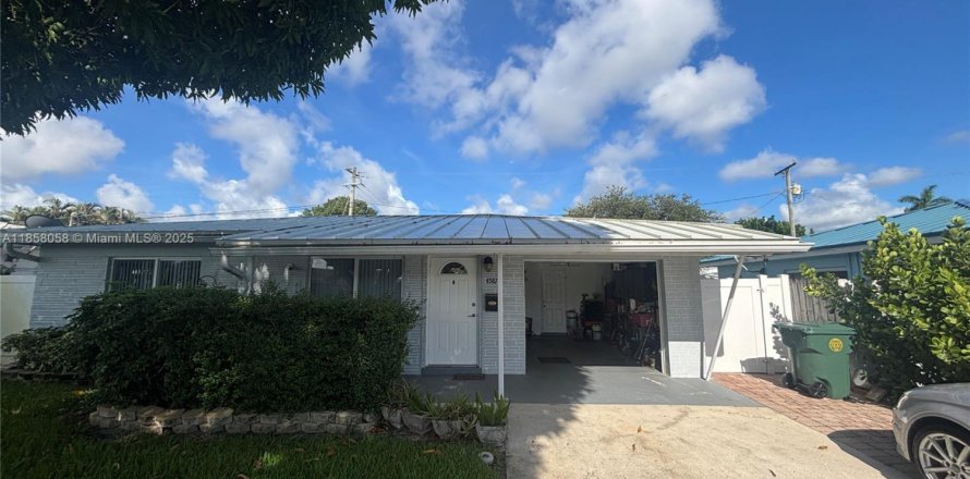 House in Oakland Park, Florida 2 bedrooms, 96.99 sq.m. № 1882041