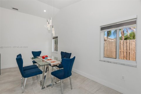 Casa en venta en Sunrise, Florida, 4 dormitorios, 160.44 m2 № 2381979 - foto 26