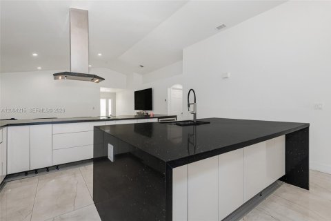 Casa en venta en Sunrise, Florida, 4 dormitorios, 160.44 m2 № 2381979 - foto 25