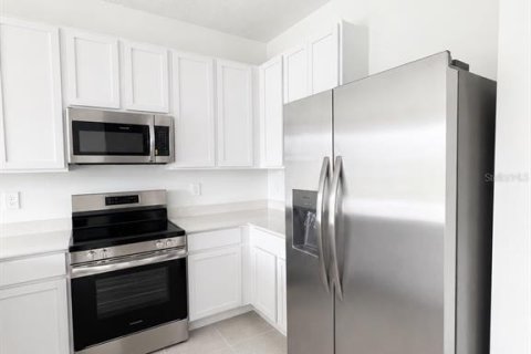 Touwnhouse à vendre à Kissimmee, Floride: 3 chambres, 170.38 m2 № 2419882 - photo 9
