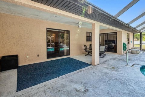 House in Punta Gorda, Florida 4 bedrooms, 167.78 sq.m. № 1722954 - photo 29