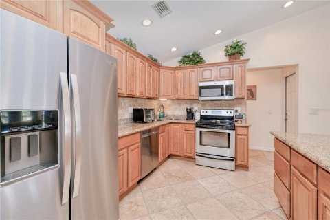 House in Punta Gorda, Florida 4 bedrooms, 167.78 sq.m. № 1722954 - photo 10