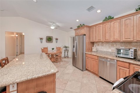 House in Punta Gorda, Florida 4 bedrooms, 167.78 sq.m. № 1722954 - photo 7