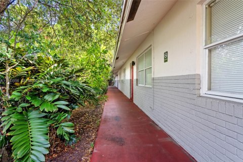 Immobilier commercial à vendre à Fort Lauderdale, Floride: 236.9 m2 № 2089081 - photo 13