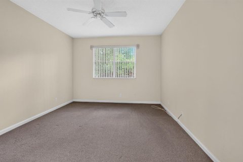 Touwnhouse à vendre à Delray Beach, Floride: 3 chambres, 137.87 m2 № 2439284 - photo 18