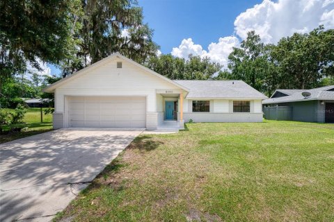 House in Ocala, Florida 3 bedrooms, 158.68 sq.m. № 2347504
