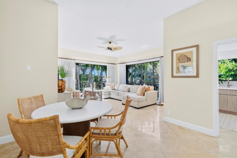 Condo in Fort Lauderdale, Florida, 2 bedrooms № 2430213 - photo 9