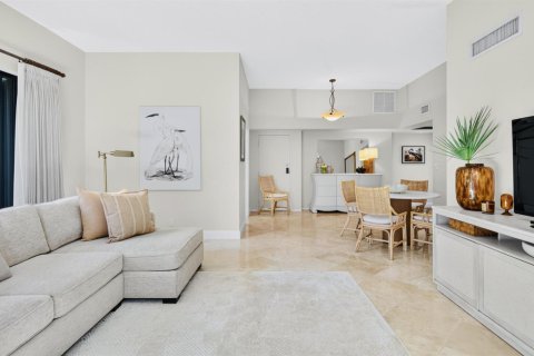 Condo in Fort Lauderdale, Florida, 2 bedrooms № 2430213 - photo 16