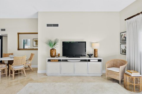 Condo in Fort Lauderdale, Florida, 2 bedrooms № 2430213 - photo 14