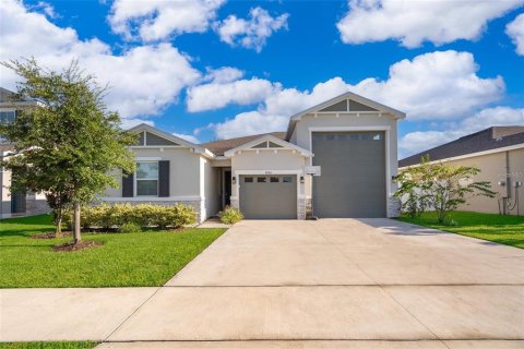 Casa en alquiler en Tavares, Florida, 3 dormitorios, 183.48 m2 № 1903864 - foto 1