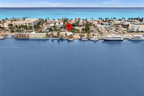 Land in Hollywood, Florida № 1726189 - photo 6