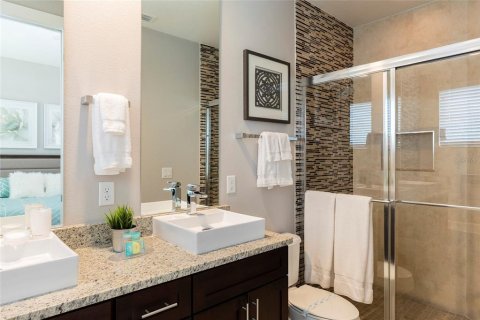 Townhouse in Kissimmee, Florida 4 bedrooms, 167.6 sq.m. № 1001451 - photo 8