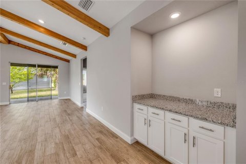 Villa ou maison à vendre à New Smyrna Beach, Floride: 3 chambres, 224.73 m2 № 1613161 - photo 13