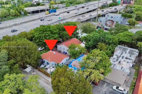 Immobilier commercial à Miami, Floride № 2015909