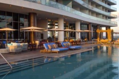 Condo in Hollywood, Florida, 2 bedrooms  № 2035811 - photo 6