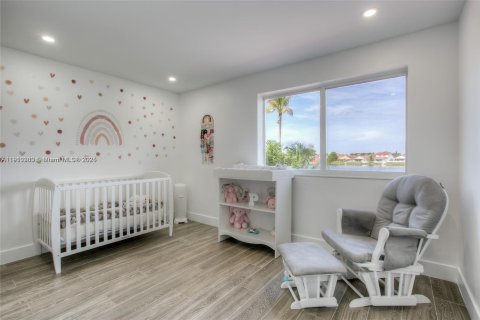 Casa en venta en Miami Gardens, Florida, 3 dormitorios, 190.82 m2 № 2082203 - foto 9
