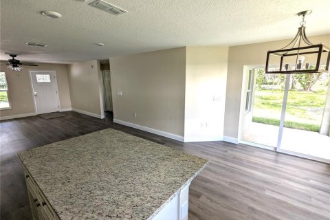 House in Mulberry, Florida 3 bedrooms, 130.16 sq.m. № 1828068 - photo 12