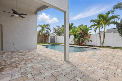 House in Orlando, Florida 3 bedrooms, 129.97 sq.m. № 1719446 - photo 7