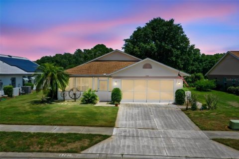 House in Hudson, Florida 3 bedrooms, 148.18 sq.m. № 2167546
