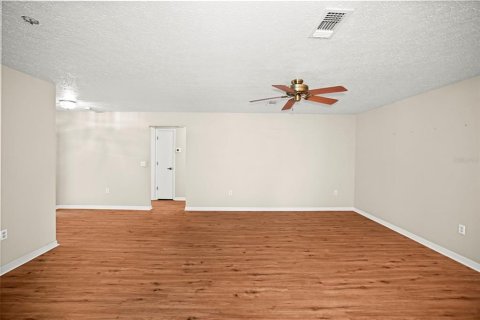 House in Hudson, Florida 3 bedrooms, 148.18 sq.m. № 2167546 - photo 19