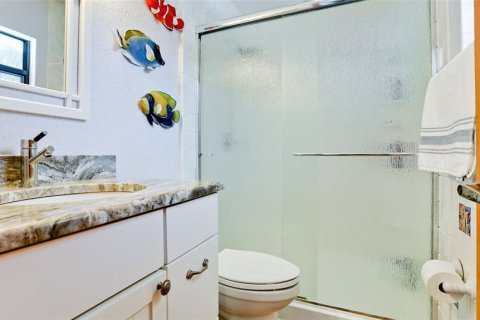 House in Bradenton, Florida 3 bedrooms, 110.37 sq.m. № 1677137 - photo 13