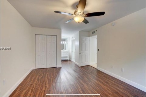 Купить кондоминиум в Бока-Ратон, Флорида 3 спальни, 117.8м2, № 1929213 - фото 23