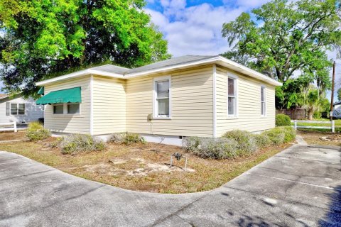 House in Winter Haven, Florida 2 bedrooms, 100.33 sq.m. № 2214552 - photo 27