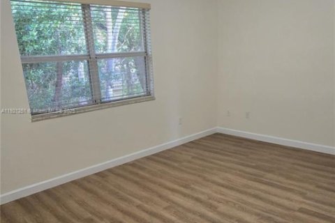 Townhouse in Homestead, Florida 2 bedrooms, 99.31 sq.m. № 1974239 - photo 19