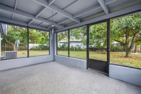 Casa en venta en Fort Lauderdale, Florida, 3 dormitorios, 109.25 m2 № 1992325 - foto 19