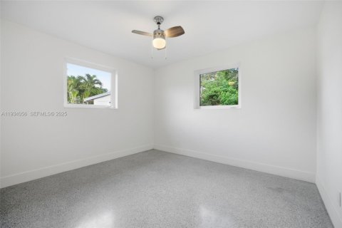 Casa en venta en Fort Lauderdale, Florida, 3 dormitorios, 109.25 m2 № 1992325 - foto 11