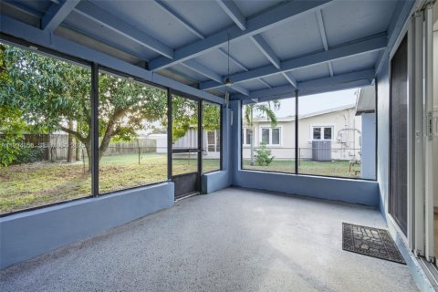 Casa en venta en Fort Lauderdale, Florida, 3 dormitorios, 109.25 m2 № 1992325 - foto 20
