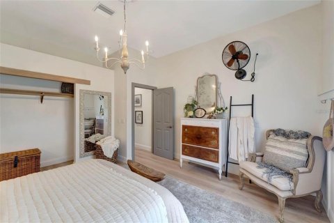 Casa en venta en Port Charlotte, Florida, 4 dormitorios, 323.86 m2 № 1856001 - foto 28